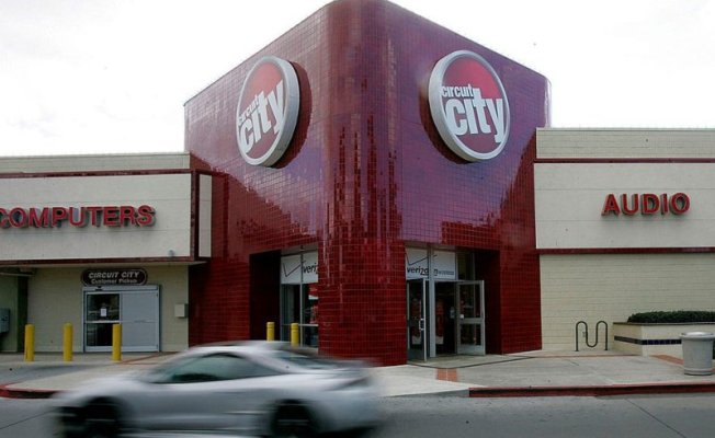 circut-city-store-1558985188.jpg