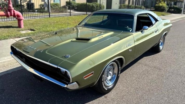 1970-dodge-challenger-rt-se-front.jpg