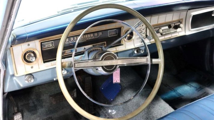 1965-dodge-coronet-440-wagon-instrumentation.jpg