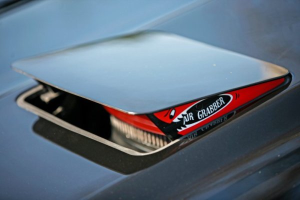 Mopar-Air-Grabber-scoop-2048x1365.jpg