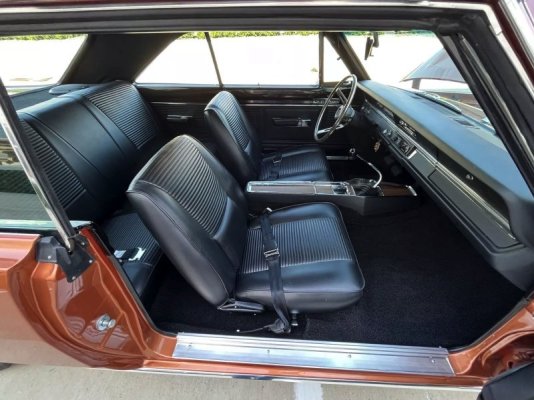dad-bought-this-1969-dodge-dart-gts-for-mom-55-years-later-car-selling-due-to-sitting_12.jpg