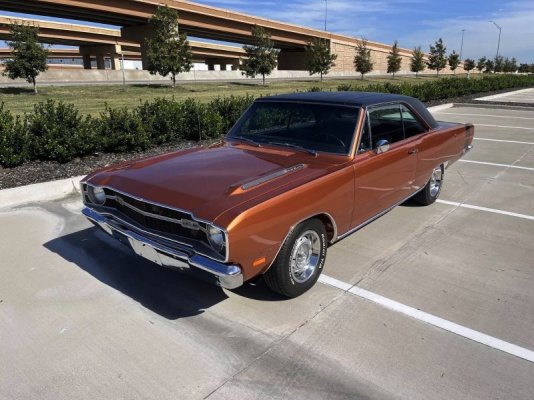 dad-bought-this-1969-dodge-dart-gts-for-mom-55-years-later-car-selling-due-to-sitting_2.jpg