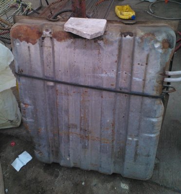001 Gas Tank.jpg 001 Gas Tank.jpg