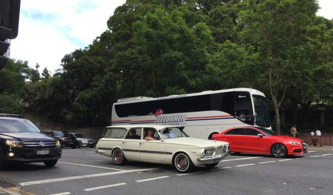 ap6-valiant-wagon.jpg