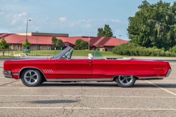 1968_chrysler_300_1968_chrysler_300_9daa812e-1eac-4396-9c51-5afe74e00f7a-pkZlZ6-06670-06671-sc...jpg