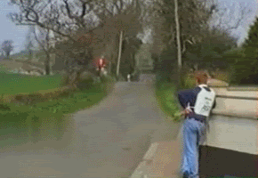 MmAqaSw0tR.gif