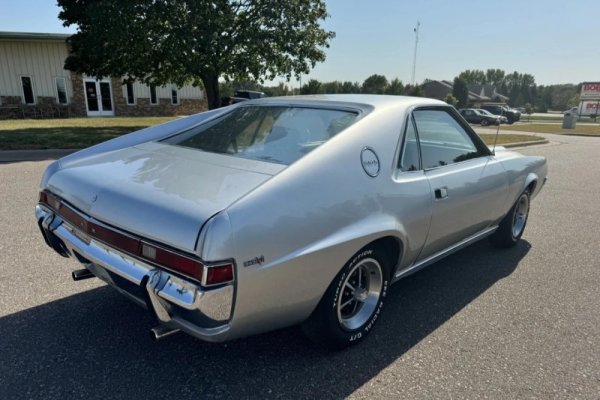 1969-AMC-AMX-4-1280x960.jpeg