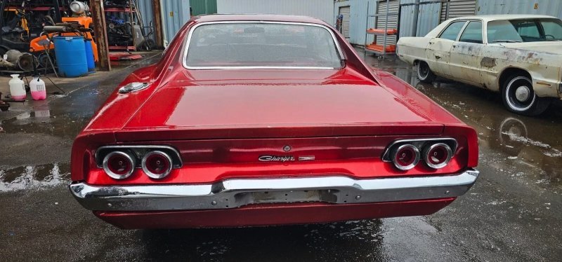 a-garage-gave-up-on-this-1968-dodge-charger-what-a-fantastic-discovery_38.jpg