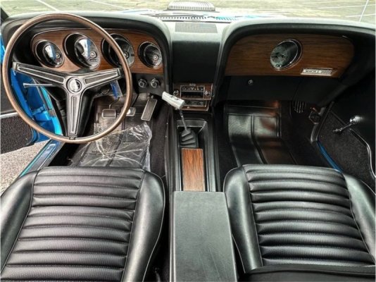 owner-sells-a-1970-mustang-mach-1-428-cobra-jet-grabber-blue-specimen-needs-nothing_9.jpg