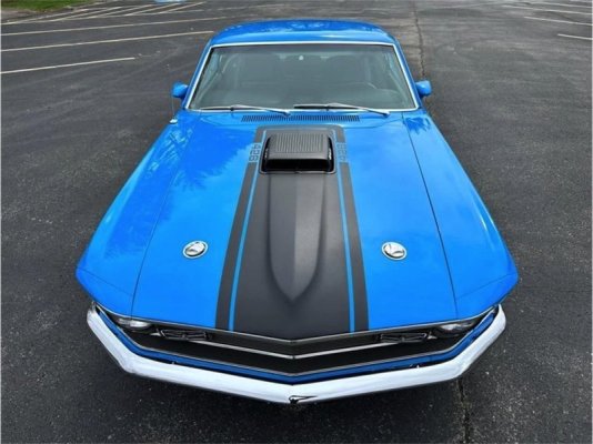 owner-sells-a-1970-mustang-mach-1-428-cobra-jet-grabber-blue-specimen-needs-nothing_7.jpg