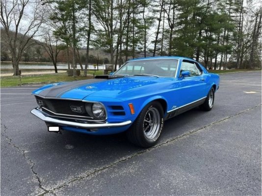 owner-sells-a-1970-mustang-mach-1-428-cobra-jet-grabber-blue-specimen-needs-nothing_1.jpg