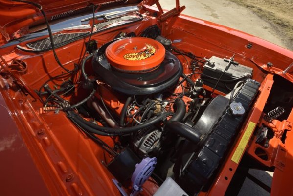 torred-1971-plymouth-road-runner-doesn-t-need-a-426-hemi-to-shine_8.jpg