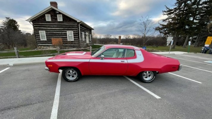 1974-plymouth-road-runner-440-1.jpg