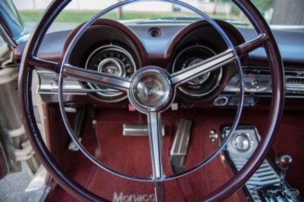 1965-Dodge-Monaco-Art-Speed-steering-wheel.jpeg