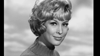 screenshot_2025-01-14_at_14-27-55_barbara_eden_-_buscar_con_google.png_1033257291.png