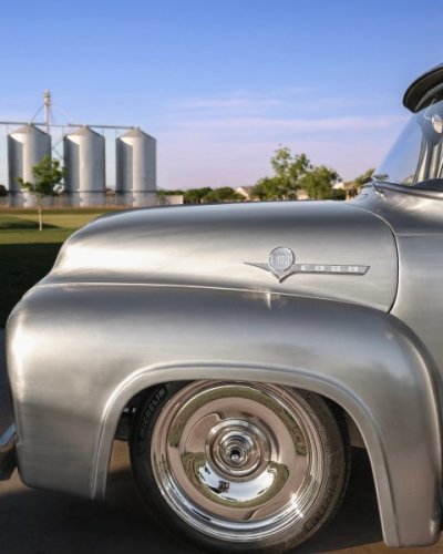 1956-ford-f-100-has-zero-paint-only-original-steel-plus-stacked-coyote-nickel-wheels_1.jpg