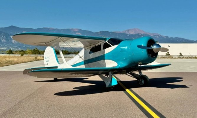 Beechcraft-Staggerwing-1536x1150.jpg