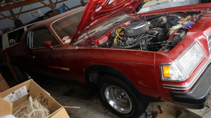 barn-find-hunter-finds-ultra-rare-1978-dodge-magnum-force-gt-in-michigan_3.jpg