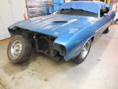 dave hoffmans 1970 cuda 003.jpg