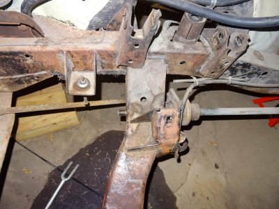 busted_bolt.jpg busted_bolt.jpg