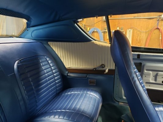 '71 interior.jpg