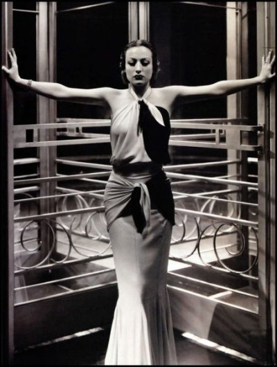 Joan Crawford, 1932.jpg