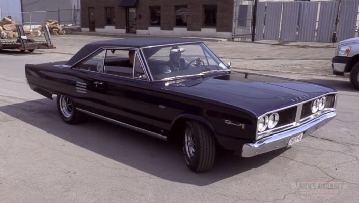 woman-sends-her-1966-dodge-coronet-to-mechanics-it-has-bad-everything-250746_1.jpg
