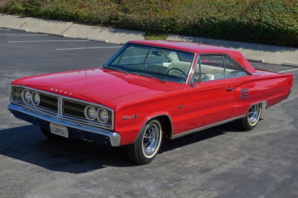 1966 HEMI Coronet 500 small.jpg