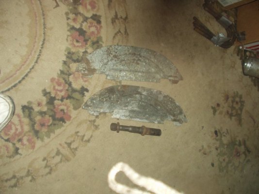 S-1-24 lower control arm.JPG