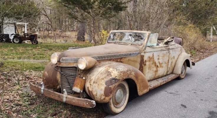 hoarder-kept-rare-chrysler-nobody-knew-existed-70-years-later-the-engine-fires-right-up-251483_1.jpg