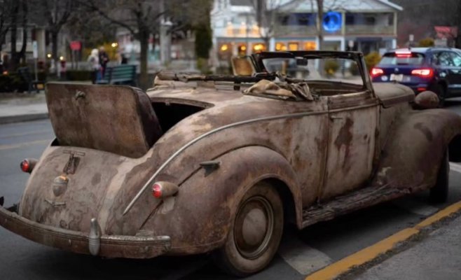 hoarder-kept-rare-chrysler-nobody-knew-existed-70-years-later-the-engine-fires-right-up_10.jpg