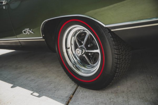 low-mile-survivor-1969-hemi-gtx-once-ran-low-11s-sat-20-years-can-t-make-five-digits_9.jpg