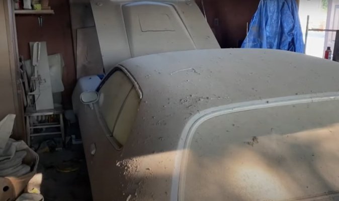 unrestored-survivor-1971-plymouth-gtx-gets-first-wash-after-37-years-in-storage_2.jpg