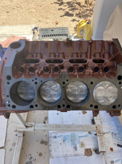340 even pistons installed.JPG