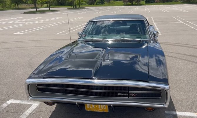 ultra-rare-1970-dodge-charger-r-t-se-is-a-fully-fledged-survivor-with-a-tiny-secret_2.jpg
