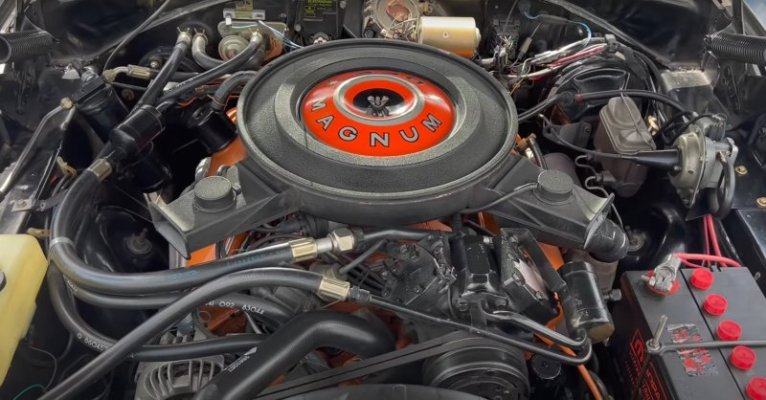 ultra-rare-1970-dodge-charger-r-t-se-is-a-fully-fledged-survivor-with-a-tiny-secret_11.jpg
