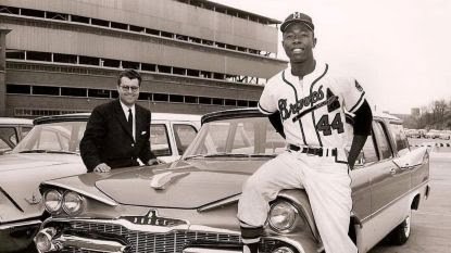 hank_aaron.jpg_183222912.jpg