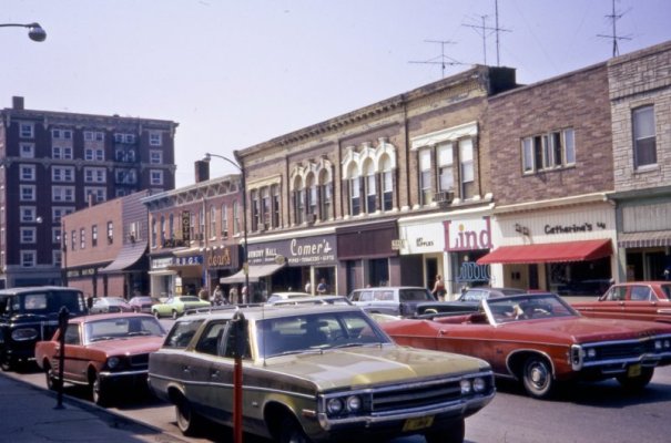 dubuque-street.jpg