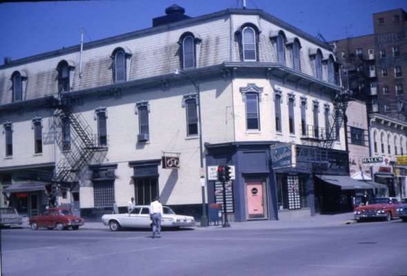 Odd-Fellows-Building-College-and-Dubuque-Streets-1965.jpg