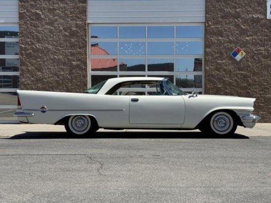 1957_chrysler_300c_4_nuevp.jpg_735448547.jpg