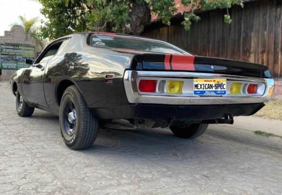 71charger-DGO-black9-08-lr.jpg