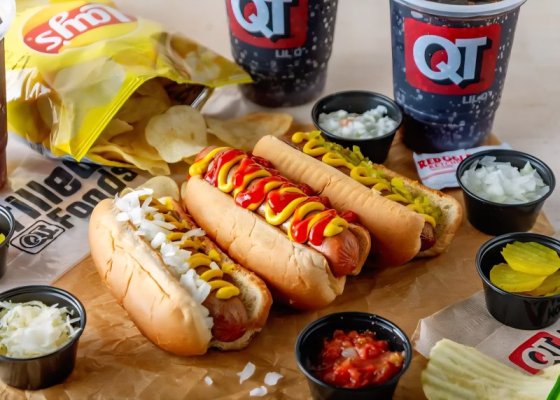 ar-taste-test-convenient-store-hot-dogs-hero_2-4x3-30aab62b39534c268058385507c297dd.jpg