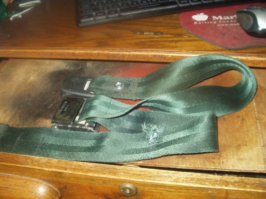 S-1-24 68 seat belts #18.JPG