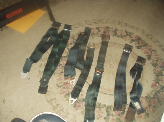 S-1-24 68 seat belts 4.JPG