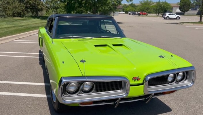 man-restored-ultra-rare-1970-dodge-coronet-r-t-32-years-later-he-s-ready-to-move-on_5.jpg