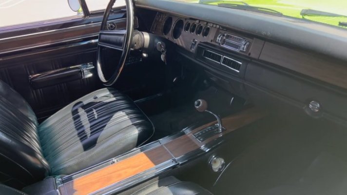 man-restored-ultra-rare-1970-dodge-coronet-r-t-32-years-later-he-s-ready-to-move-on_3.jpg
