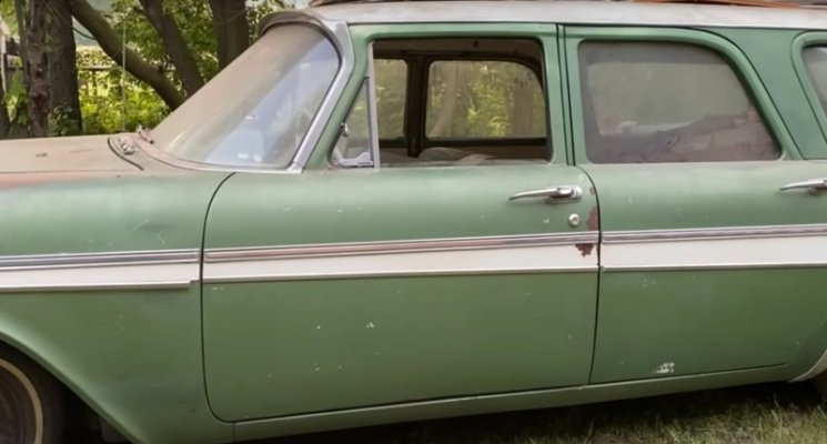 1958-plymouth-suburban-sees-daylight-after-25-years-it-s-an-unrestored-survivor_10.jpg