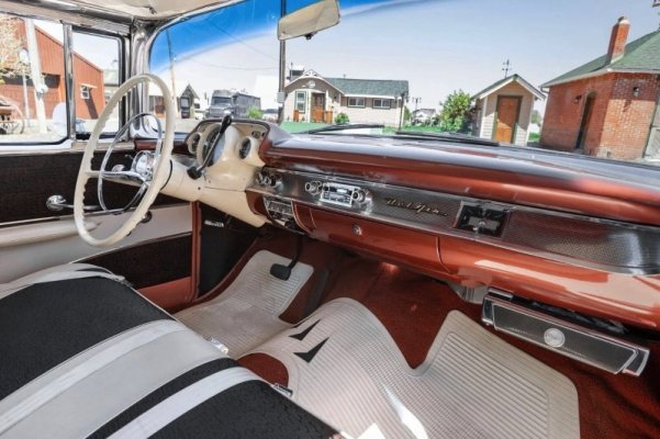 someone-built-this-flawless-1957-chevy-bel-air-and-now-they-re-selling-it-at-no-reserve_2.jpg