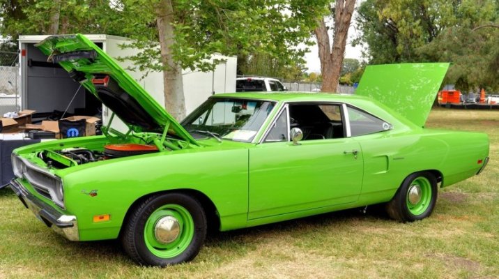 Plym 1970 Road Runner.jp.jpeg