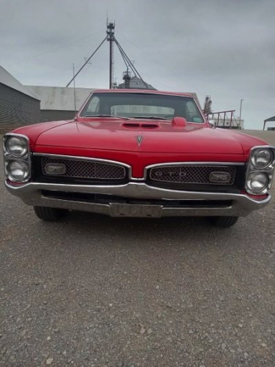 someone-restored-this-1967-pontiac-gto-in-the-80s-now-selling-due-to-sitting_26.jpg